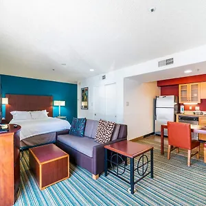 Metro Phx Queen Upstairs Sleeps 4 Modern Design Amenities Apartment